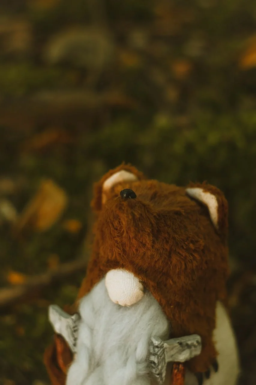 Gnome Berserker's bear-pelt hood — closeup of the Teddy viscose head