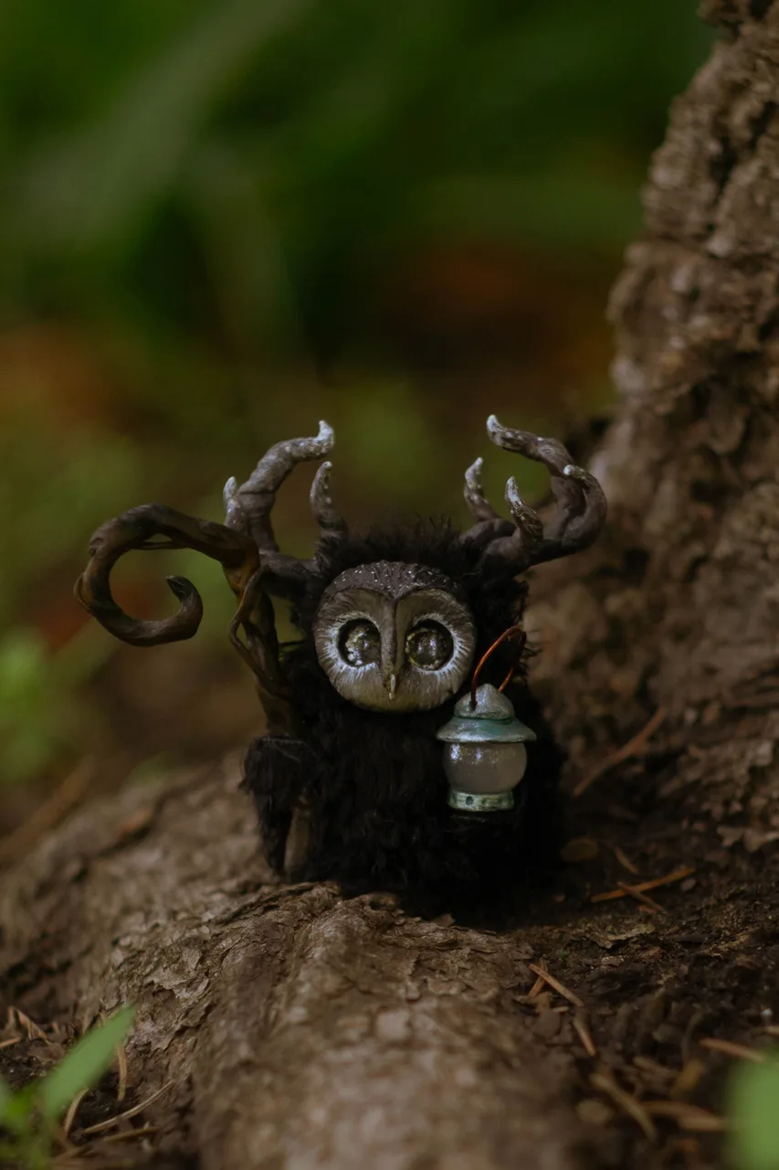 Night Wanderer fluffy — atmospheric dark portrait with moon-silver glowing eyes